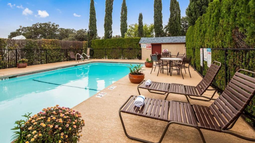 Best Western Johnson City Inn Esterno foto