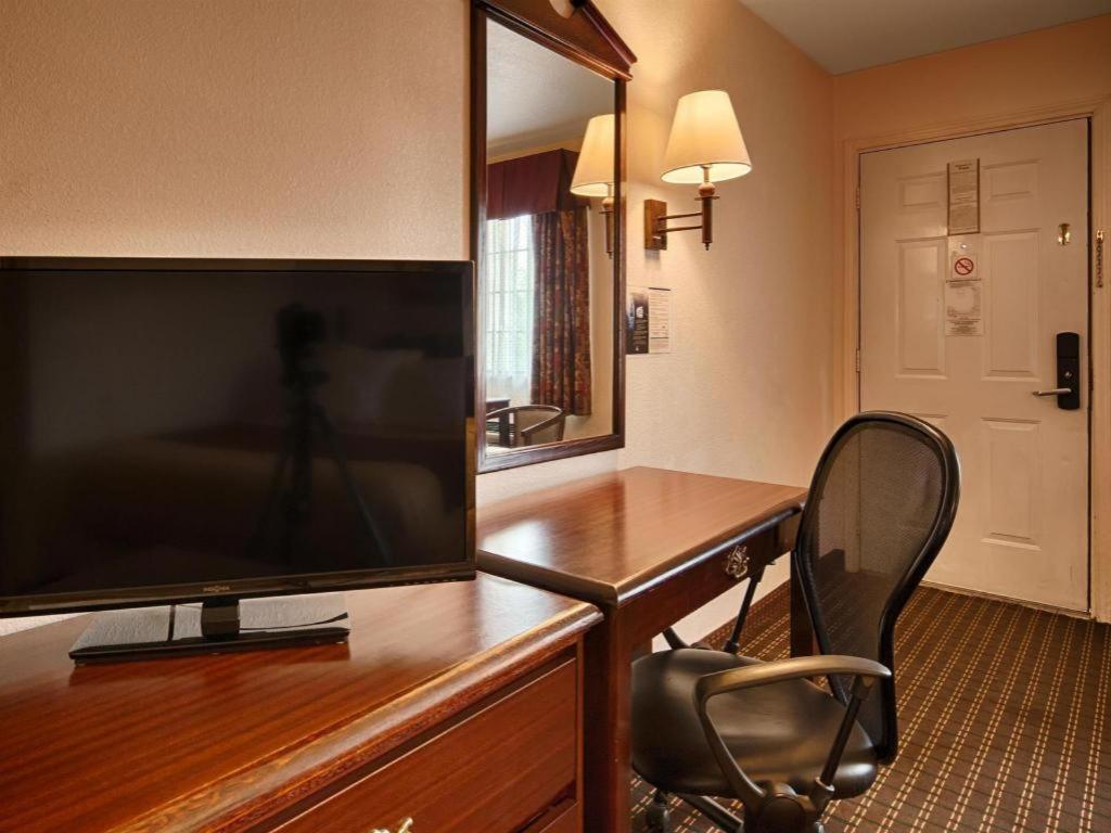 Best Western Johnson City Inn Esterno foto
