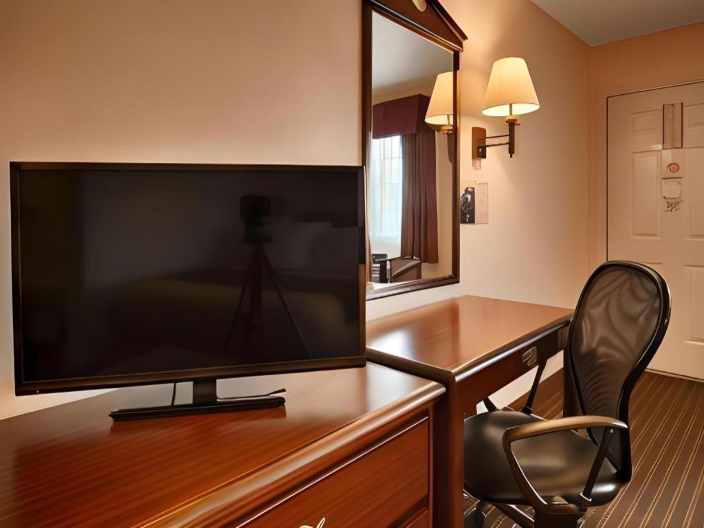Best Western Johnson City Inn Esterno foto